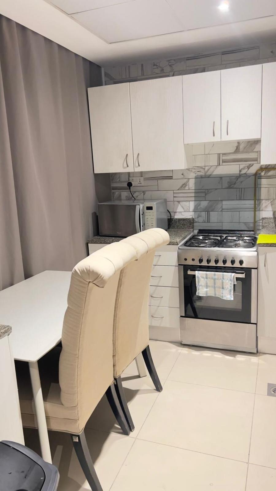 Homestay Amiqa Homes Dip 1 Dubai